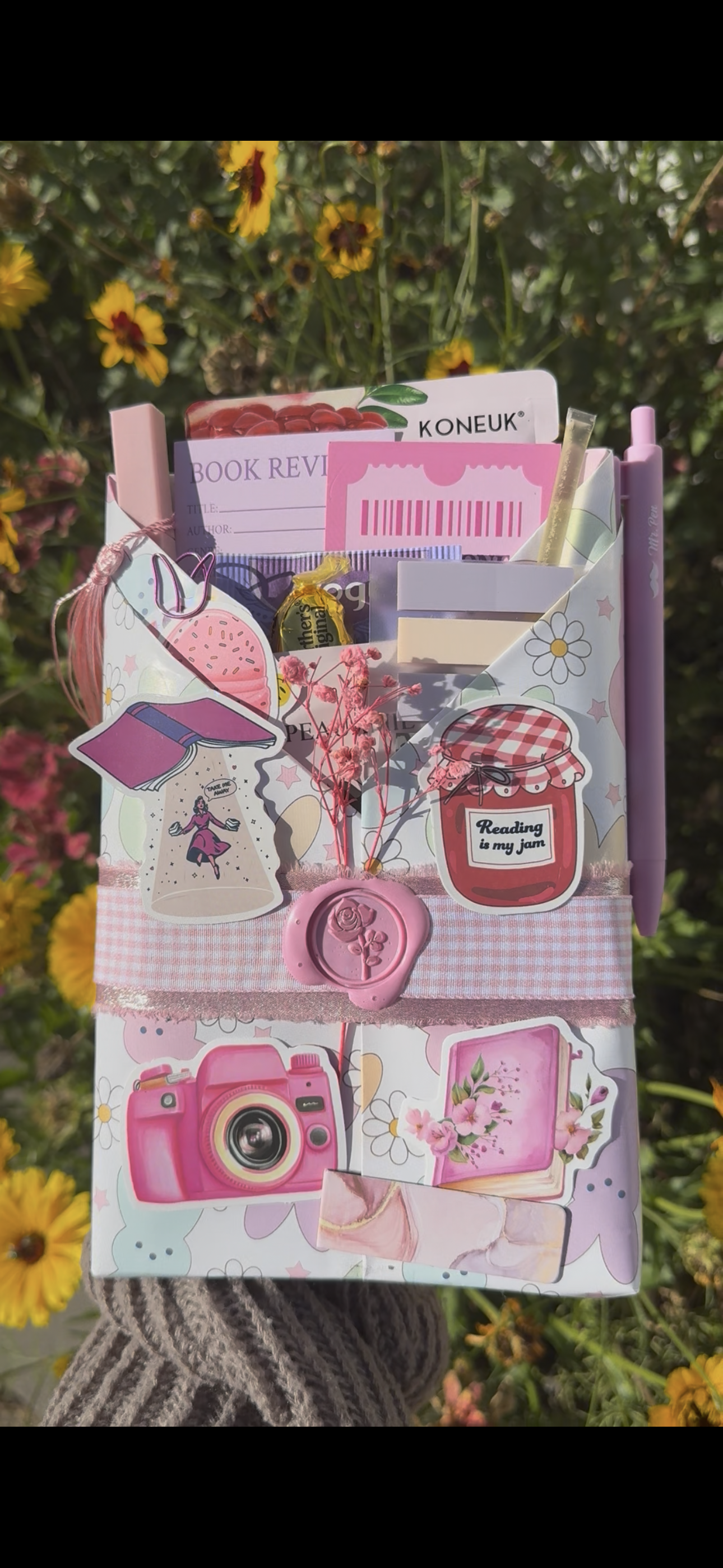 Spring Blind Date With a Book